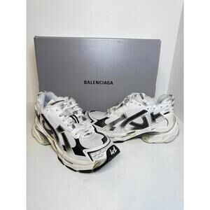 Balenciaga Runner Sneakers White/Black SZ 41 Brand New